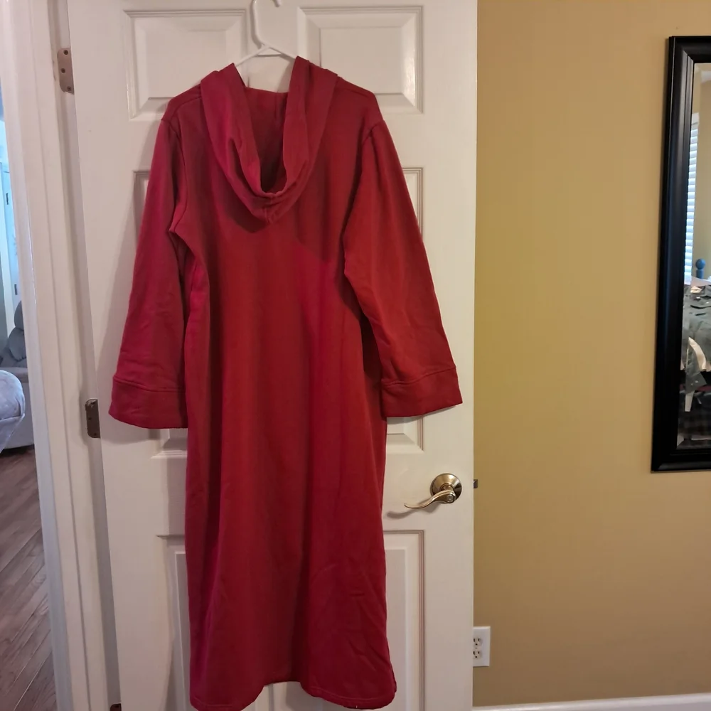 NWOT dreams Co. Long Zip Hoodie Robe - Picture 2 of 3